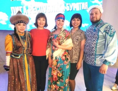 День КВН – для веселых людей,  День КВН – для находчивых сердцем. 