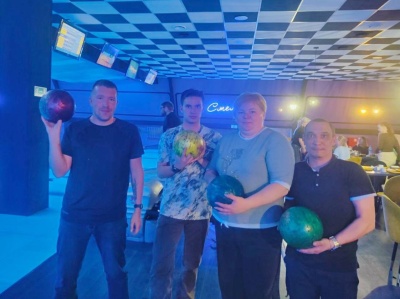 Коллектив Гусиноозёрской ГРЭС провёл увлекательные выходные в боулинг-клубе